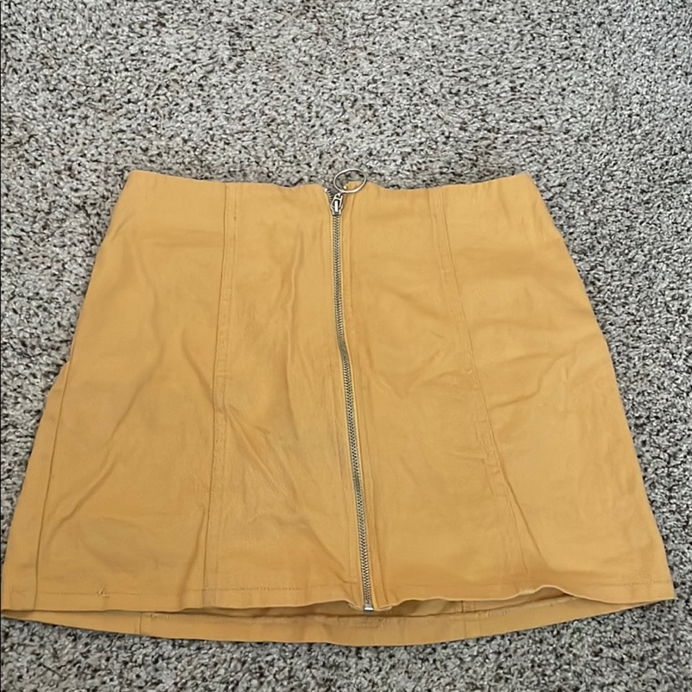 Yellow mini skirt